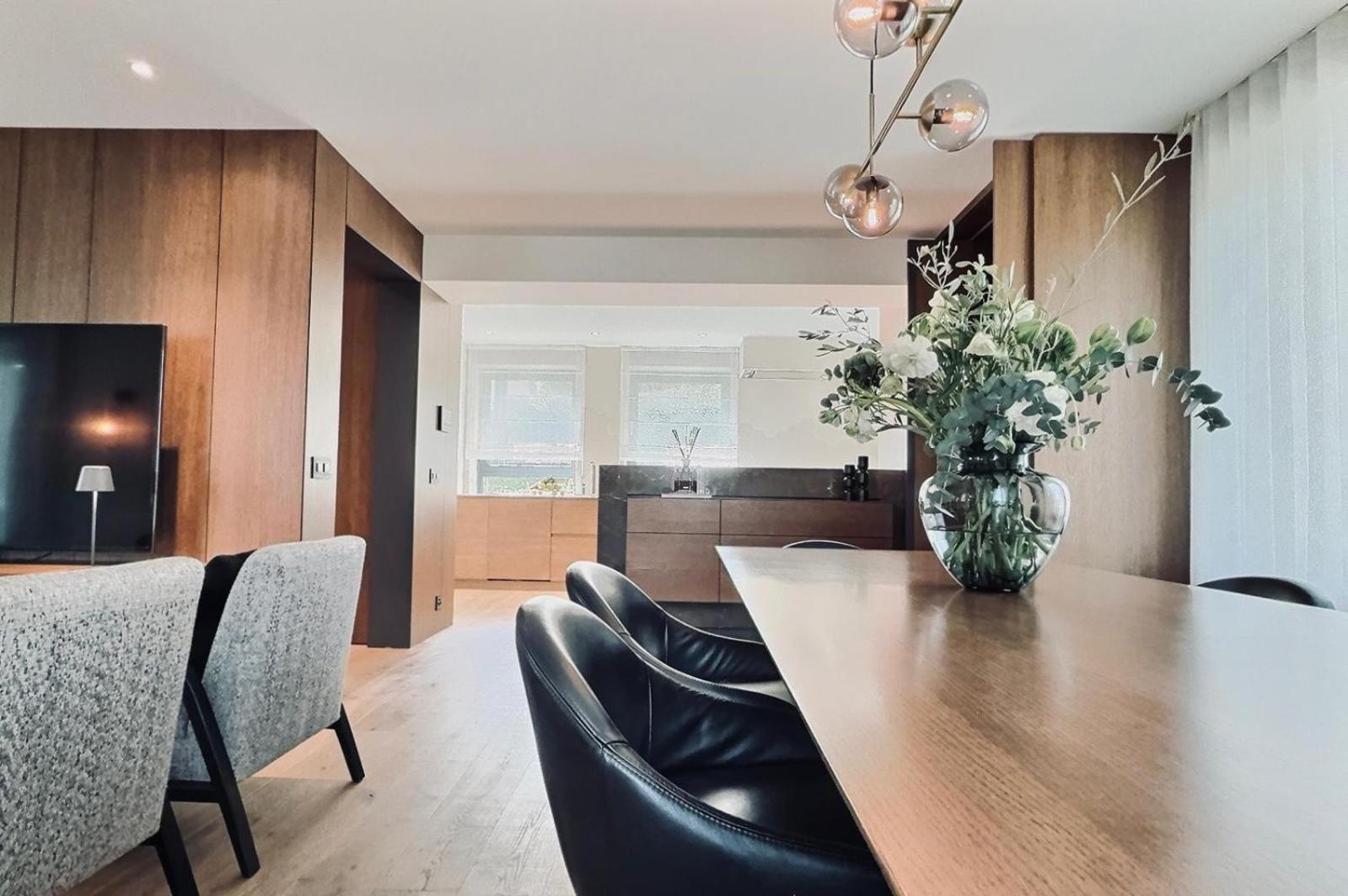 New Luxury Lake View Apartment - Лозанна Экстерьер фото
